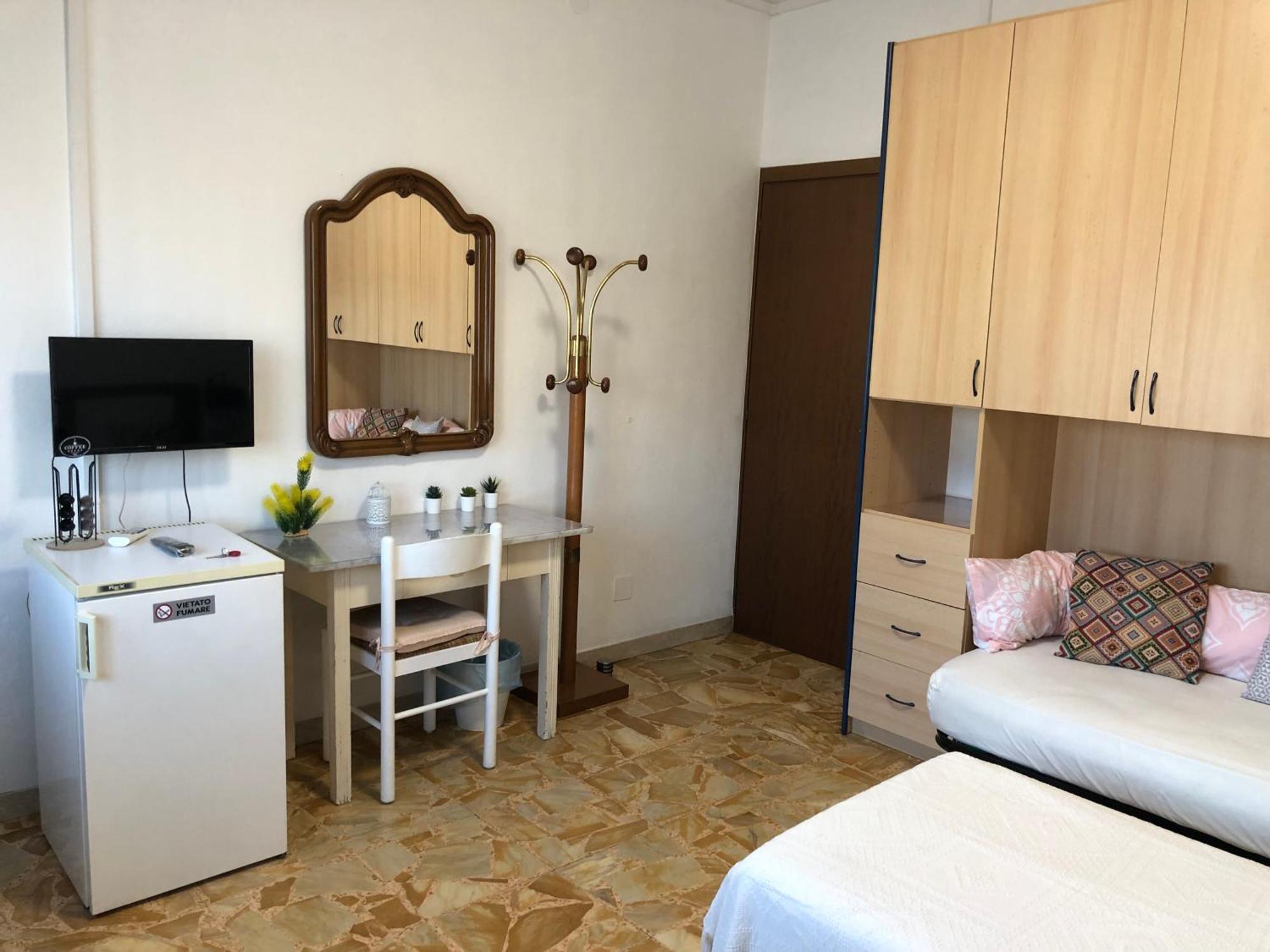 Le Terrazze Hotel แฟร์รารา ภายนอก รูปภาพ