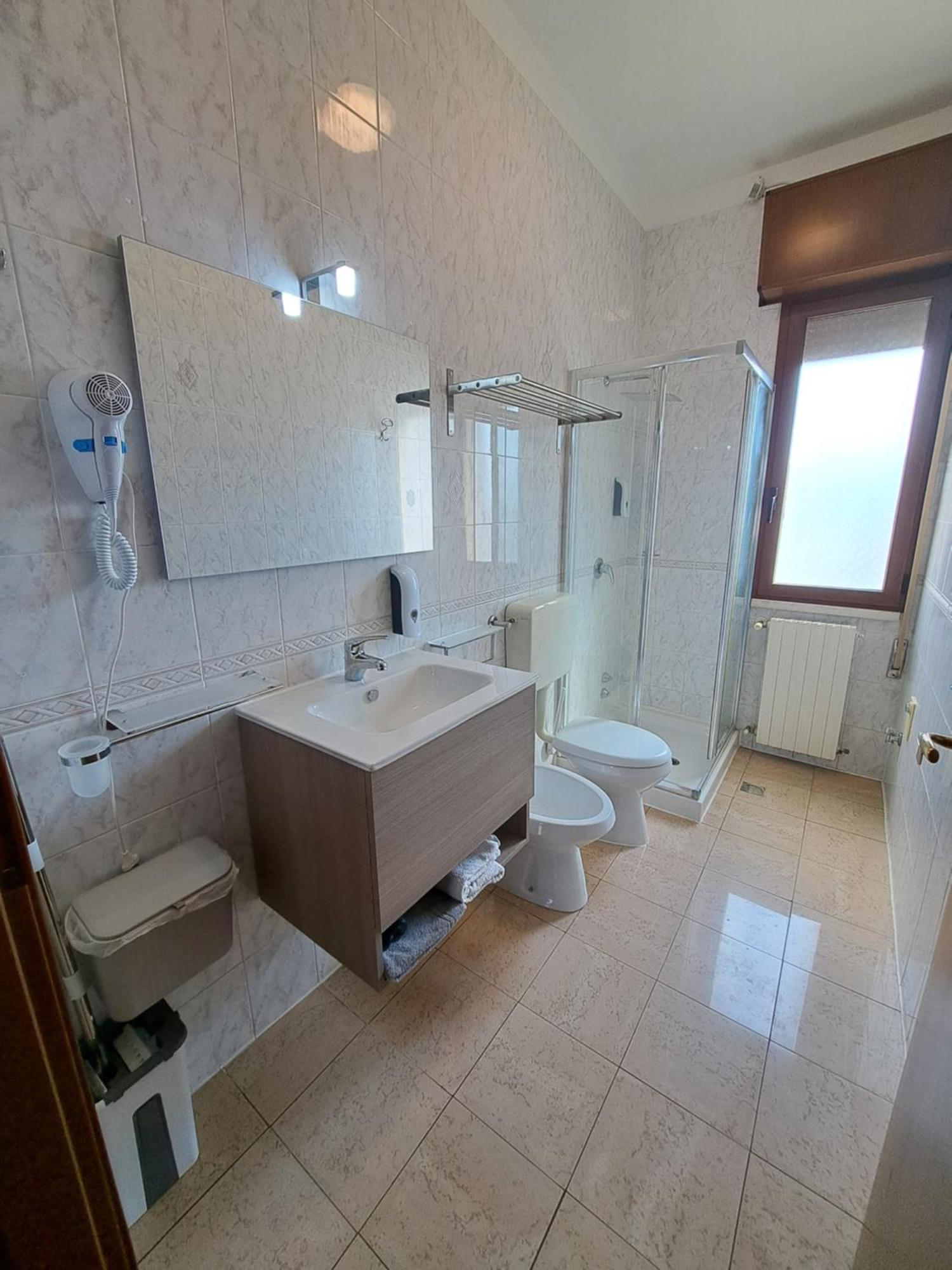 Le Terrazze Hotel แฟร์รารา ภายนอก รูปภาพ
